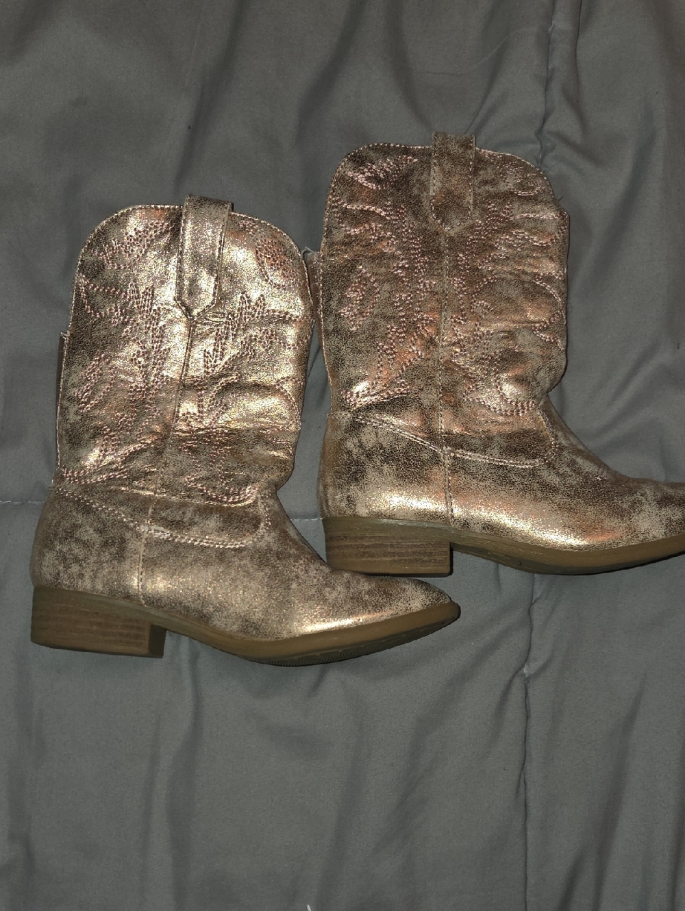 Kids Metallic Pink Cowboy Boots - Stylish Toddlers' Western Boots